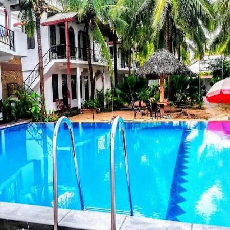 Crescent Sea Resort Nilaveli Eksteriør billede