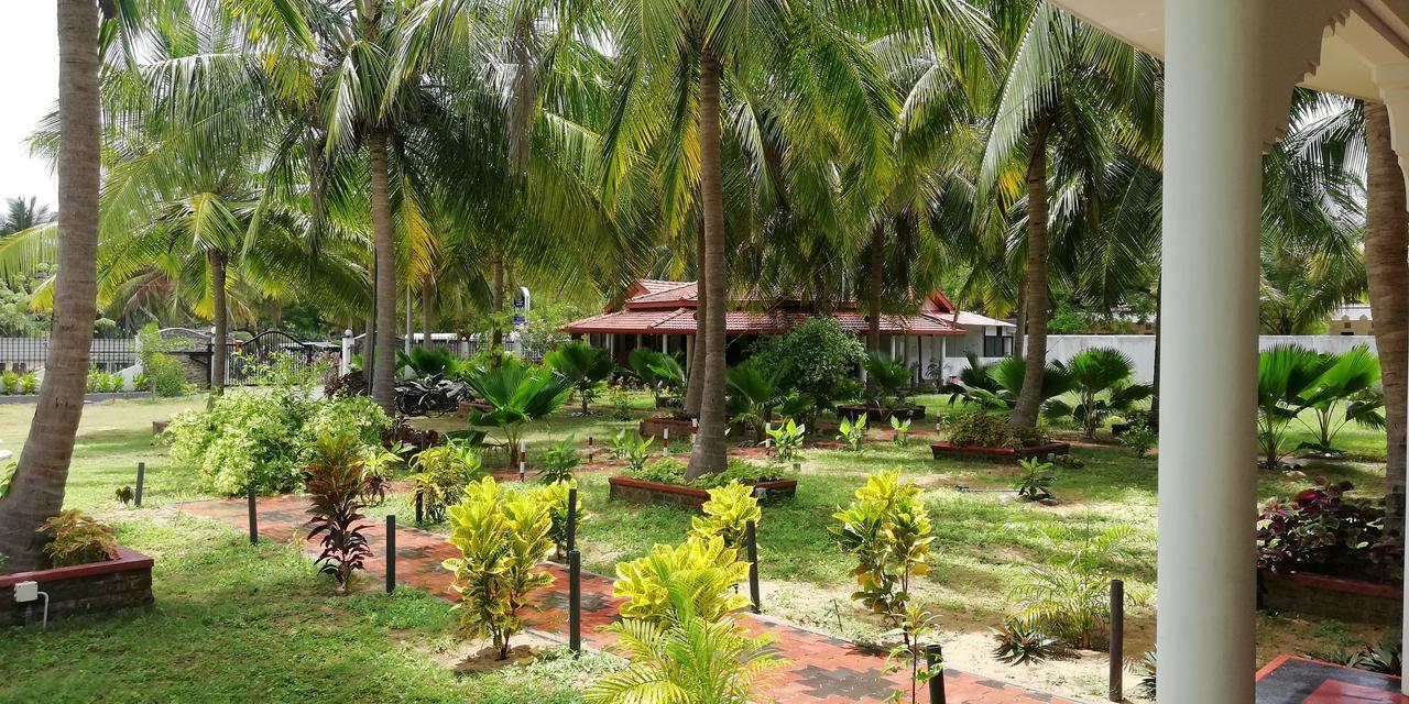 Crescent Sea Resort Nilaveli Eksteriør billede