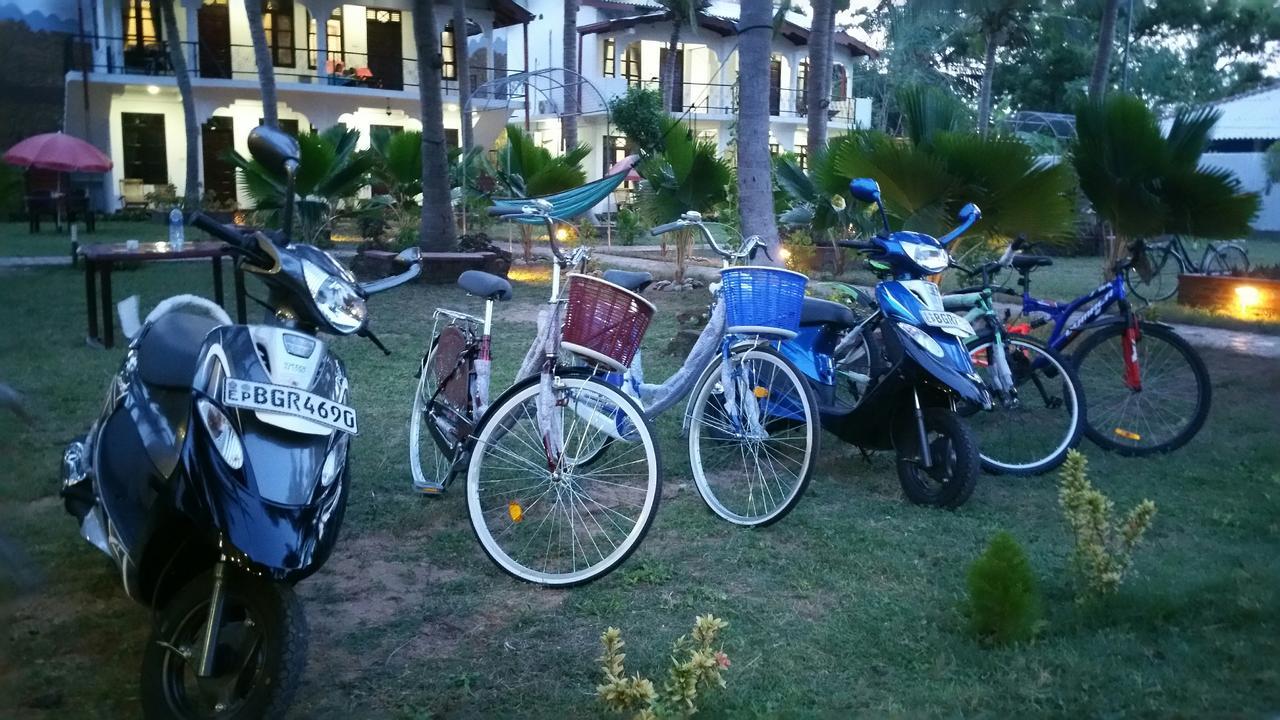 Crescent Sea Resort Nilaveli Eksteriør billede