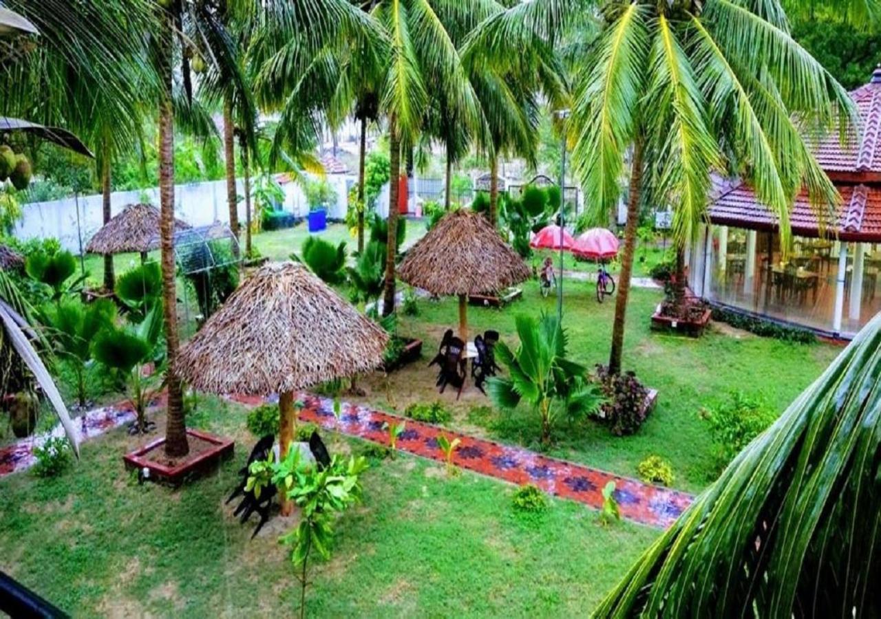 Crescent Sea Resort Nilaveli Eksteriør billede